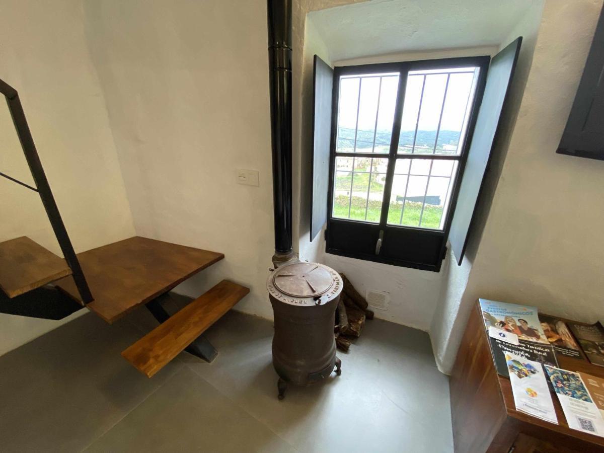 丰特斯-德莱昂La Martela De Fuentes Casa De Diseno Rural别墅 外观 照片